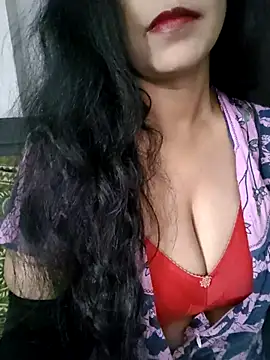 Deepa Sharma143 online show from October 9, 1:50 am