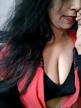 Deepa Sharma143 online show from March 11, 1:43 am