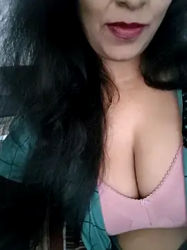 Deepa Sharma143 online show from April 14, 2:16 am