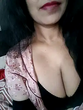 Deepa Sharma143 online show from December 22, 2:22 am