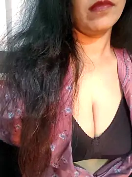 Deepa Sharma143 online show from February 8, 1:47 am