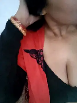 Deepa Sharma143 online show from April 18, 2:03 am