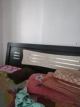 Deepa Sharma143 online show from May 16, 1:37 am