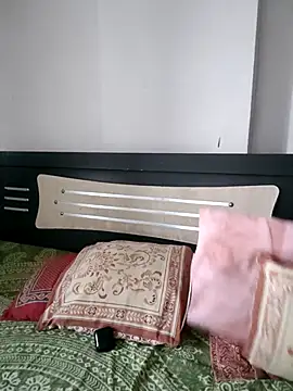 Deepa Sharma143 online show from September 20, 1:32 am