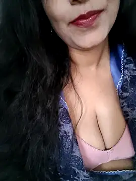 Deepa Sharma143 online show from March 25, 2:01 am