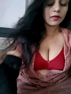 Deepa Sharma143 online show from April 16, 1:50 am