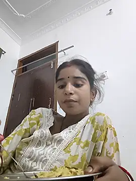 Snapshot of Hot-Soniya2 chatting on September 30, 5:30 pm Hot-Soniya2 online show from September 30, 5:30 pm