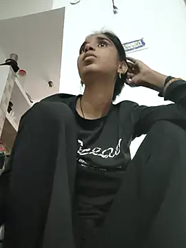 Snapshot of Hot-Soniya2 chatting on November 11, 5:02 am Hot-Soniya2 online show from November 11, 5:02 am