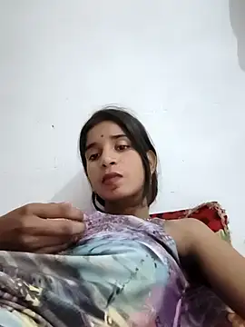 Snapshot of Hot-Soniya2 chatting on October 4, 6:09 pm Hot-Soniya2 online show from October 4, 6:09 pm