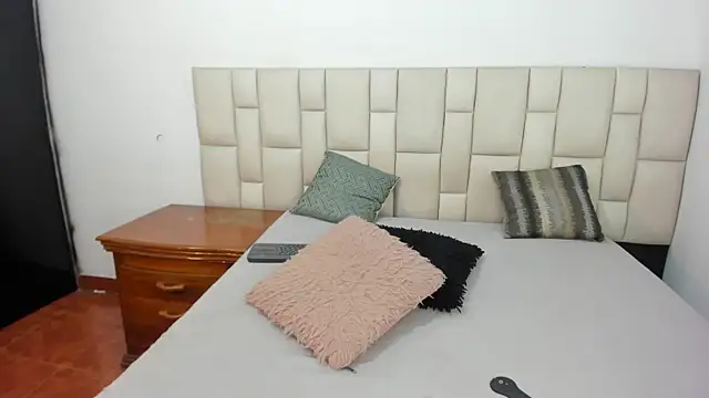 BiancaMoreti online show from April 11, 5:26 am