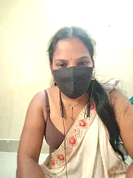 Snapshot of amulya26telugu chatting on September 11, 10:37 am amulya26telugu online show from September 11, 10:37 am