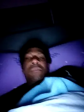 estrogeni online show from March 3, 9:22 pm