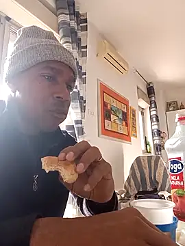 estrogeni online show from March 23, 7:52 am