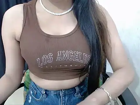 Snapshot of sweet-ruhi chatting on November 20, 6:47 am sweet-ruhi online show from November 20, 6:47 am