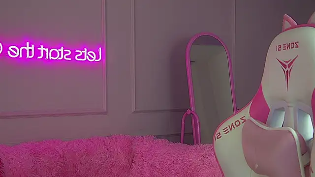 AgataFoxley online show from November 24, 7:36 pm