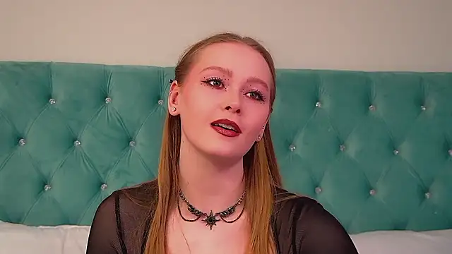 AgataFoxley online show from March 13, 6:40 am