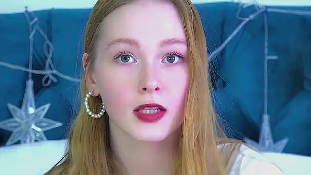 AgataFoxley online show from December 17, 6:13 pm