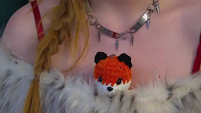 AgataFoxley online show from December 13, 8:04 pm