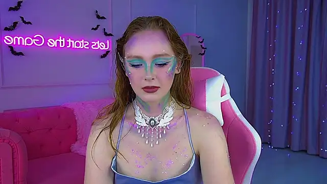 AgataFoxley online show from October 31, 6:15 pm