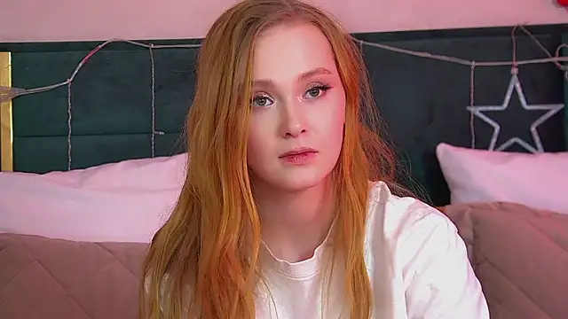 AgataFoxley online show from December 18, 8:56 pm