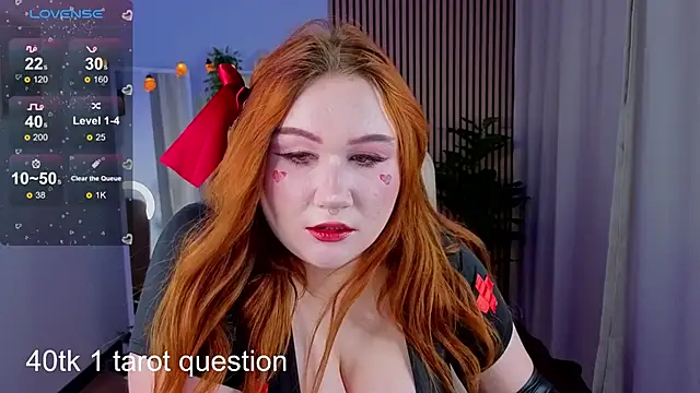 laura palmerr online show from October 30, 8:34 am