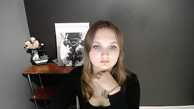 Mystic nikole online show from October 13, 12:40 pm