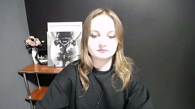 Mystic nikole online show from September 30, 12:11 pm