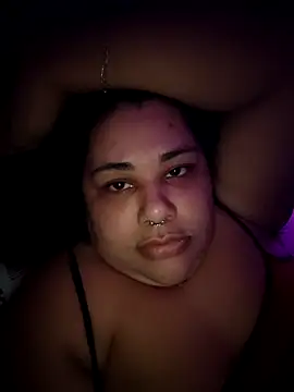 xlatinastar online show from March 10, 11:42 pm