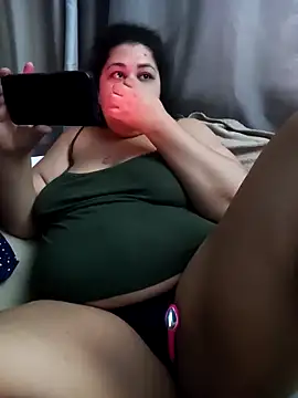 xlatinastar online show from October 27, 3:02 pm