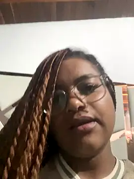 Hill Brownie online show from December 15, 8:31 am