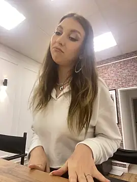 -LeilaPassion- online show from October 5, 3:52 am