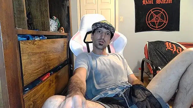 Snapshot of Ardokks chatting on October 26, 4:02 am Ardokks online show from October 26, 4:02 am