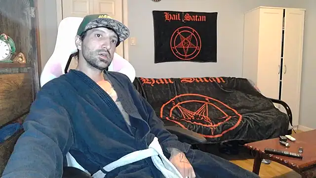 Snapshot of Ardokks chatting on November 2, 2:49 am Ardokks online show from November 2, 2:49 am