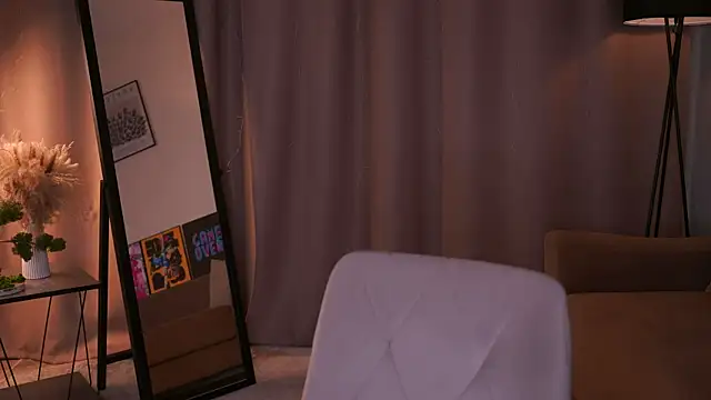 VinnieSerrano online show from April 4, 3:07 pm