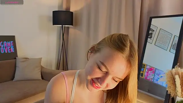 VinnieSerrano online show from November 23, 3:22 pm