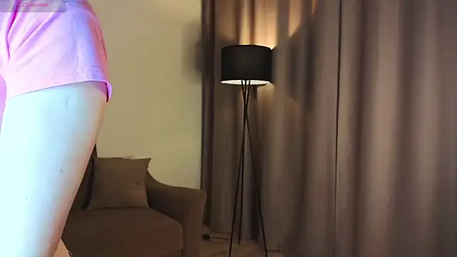 VinnieSerrano online show from September 22, 2:12 pm