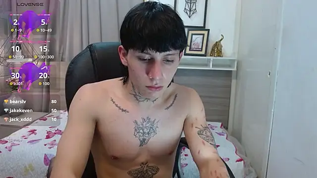 Iantwink18 online show from October 19, 7:22 am