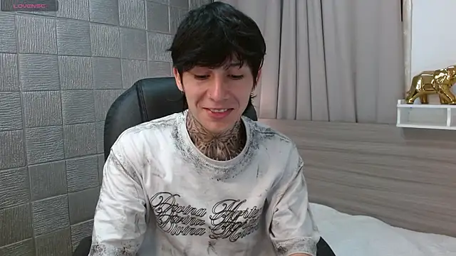 Iantwink18 online show from February 9, 12:25 pm