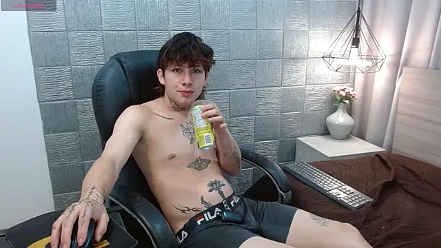 Iantwink18 online show from September 23, 9:16 am