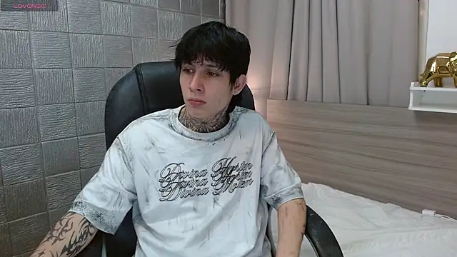 Iantwink18 online show from February 10, 12:31 am