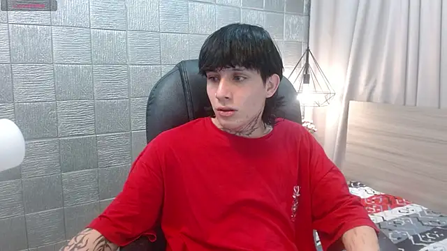 Iantwink18 online show from November 24, 7:25 pm