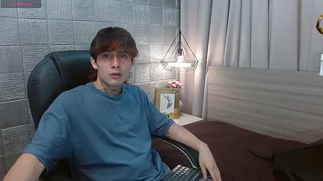 Iantwink18 online show from September 27, 10:49 pm