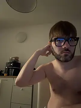 Snapshot of Patryk3434 chatting on January 7, 4:23 pm Patryk3434 online show from January 7, 4:23 pm