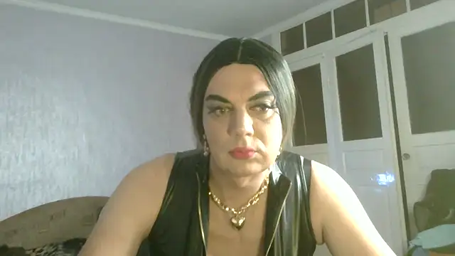 Snapshot of NiraFrost chatting on October 28, 6:18 pm NiraFrost online show from October 28, 6:18 pm