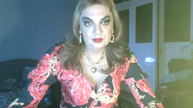 Snapshot of NiraFrost chatting on November 6, 5:50 pm NiraFrost online show from November 6, 5:50 pm