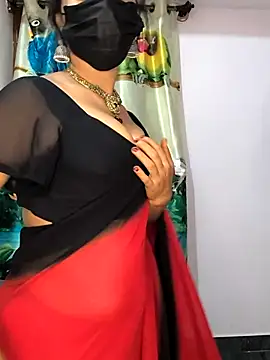 Family02 online show from July 9, 5:56 pm