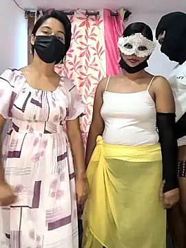 Family02 online show from February 19, 4:53 am