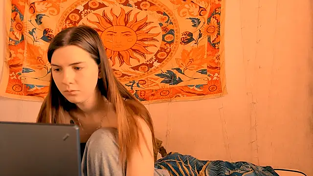 AliceCUNTach online show from March 19, 5:07 am