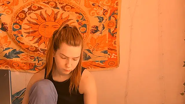 AliceCUNTach online show from June 3, 5:08 am