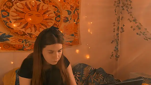 AliceCUNTach online show from March 8, 5:11 am